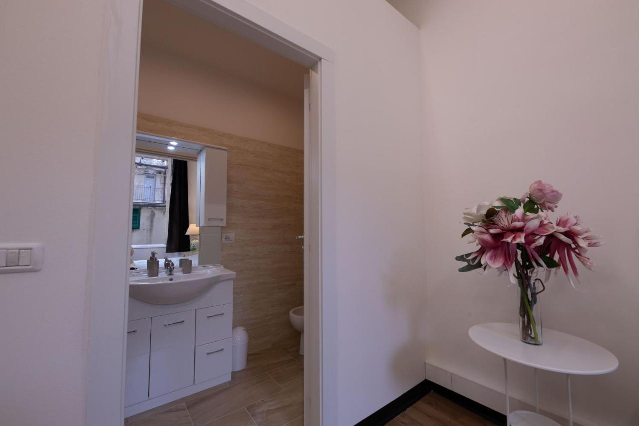 Guest House Palazzo Carmine Gênes Extérieur photo